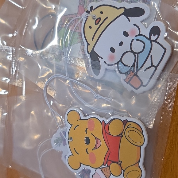 Accessories - A 🎁 from Nara. Thank you for hanging out with me!